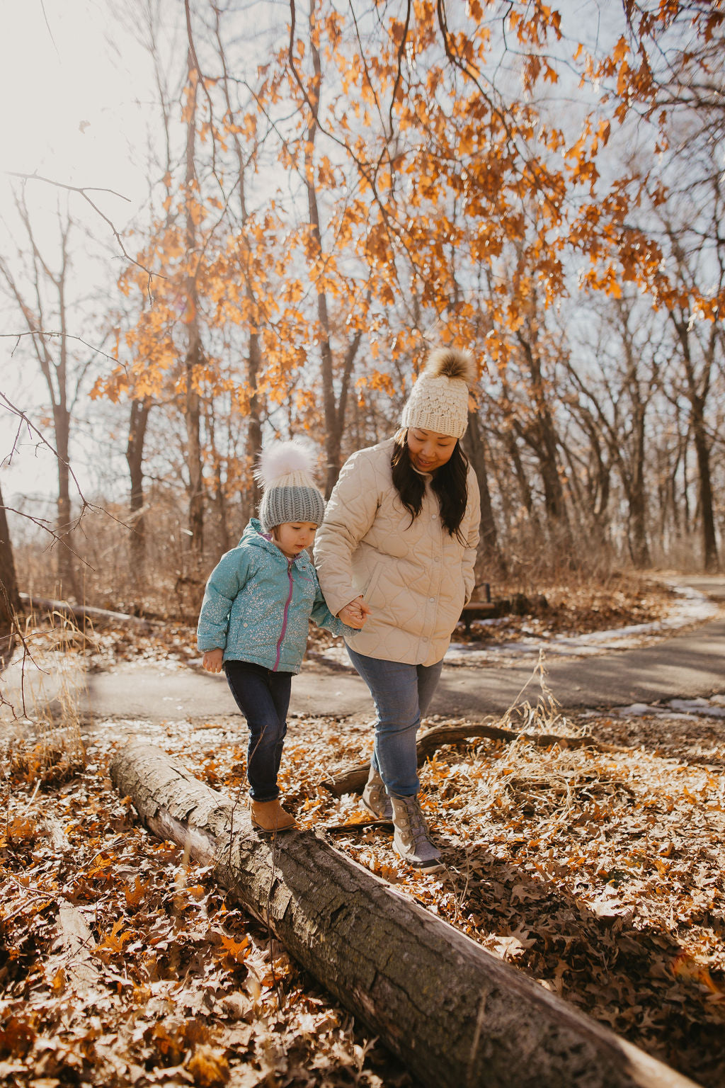Ivory Peruvian Wool Knit Hat with Faux Fur Pom Pom