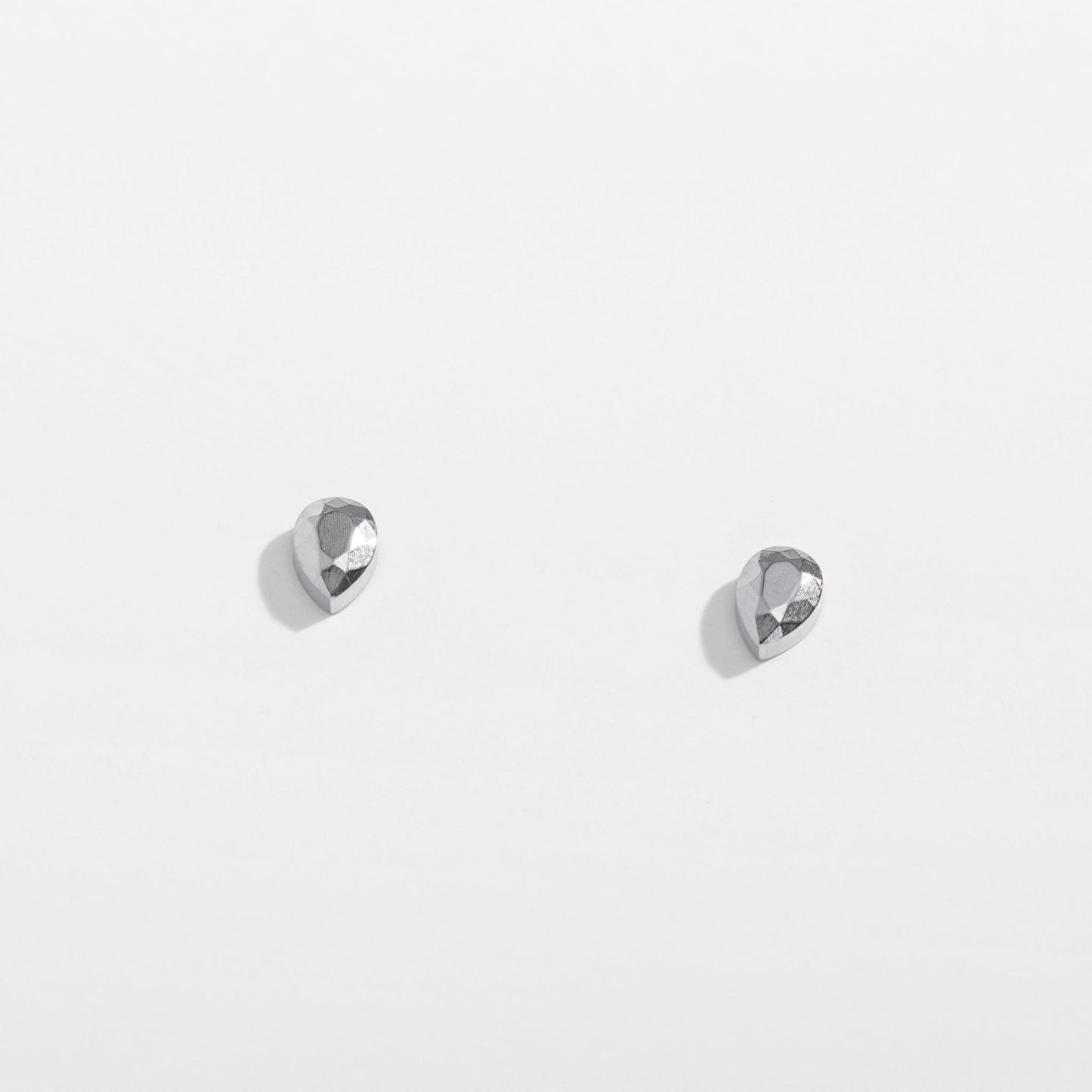Faceted Teardrop Flat Back Studs