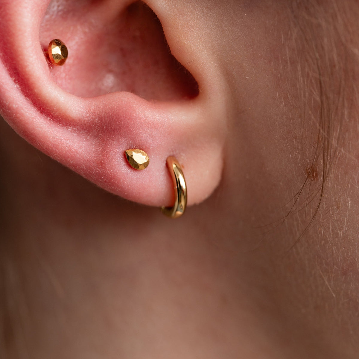 Margot Huggie Hoops