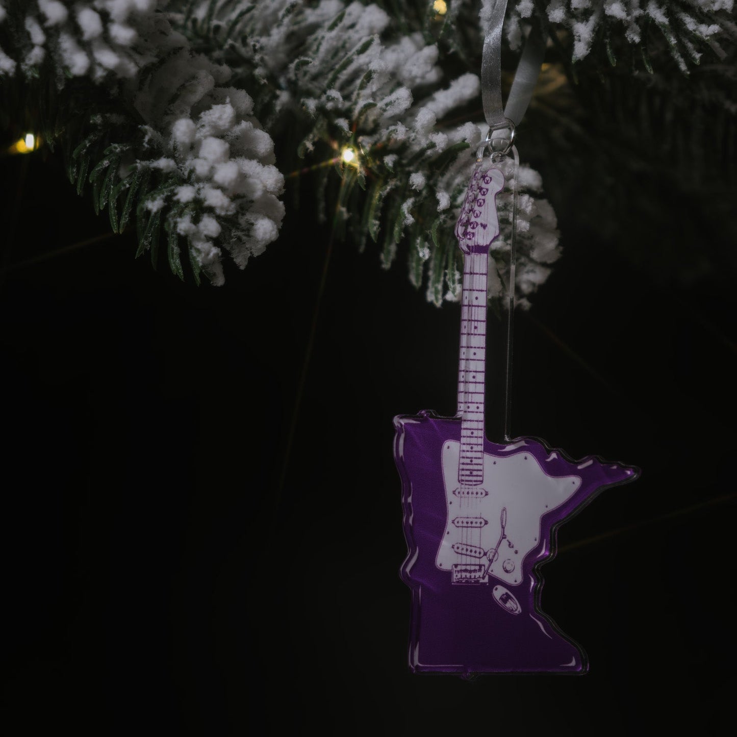 Land of 10,000 Strings- Minnesota Guitar Ornament