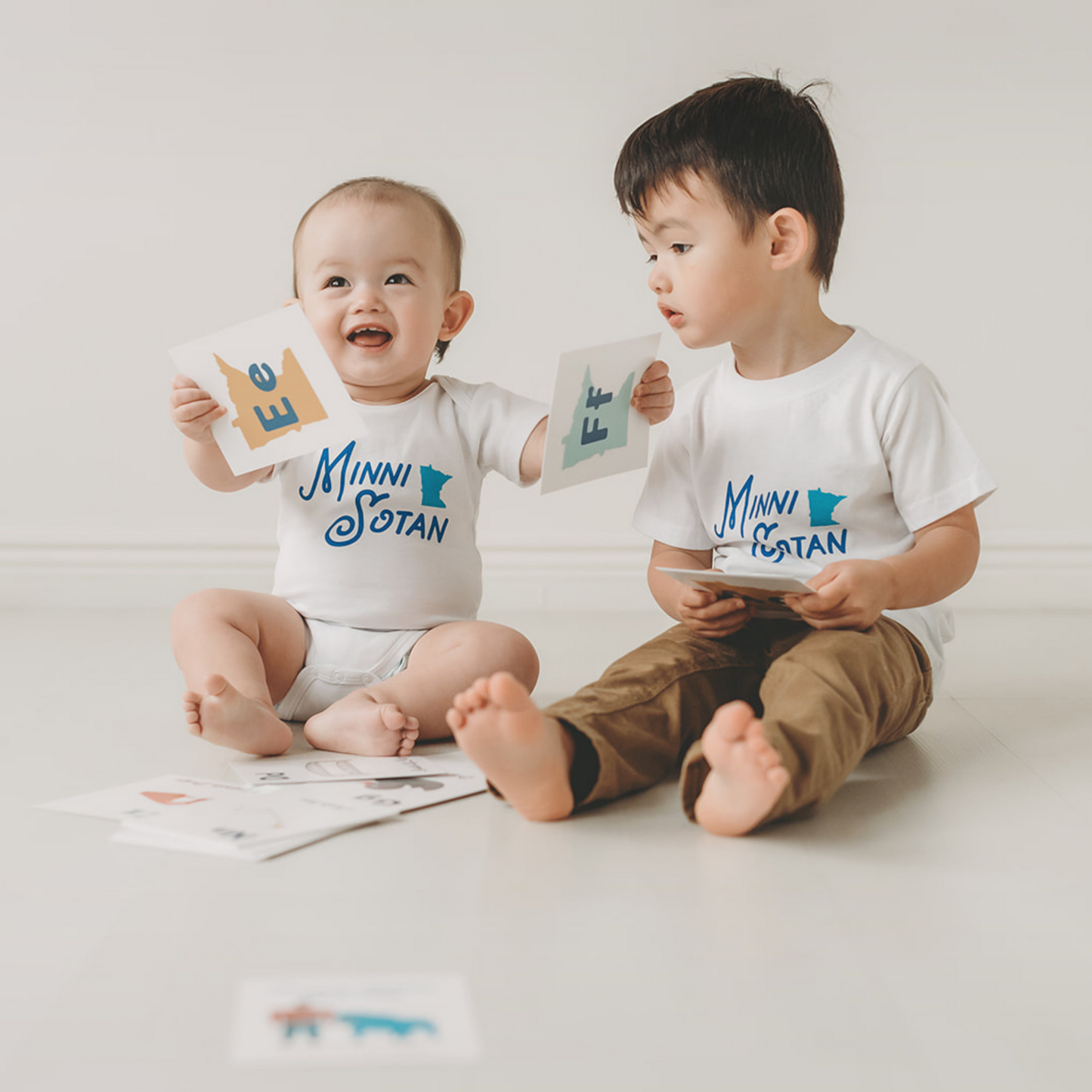 Minni-Sotan Kid's T-shirt