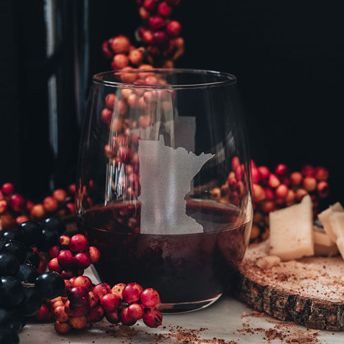 Minnesota Wine Glass